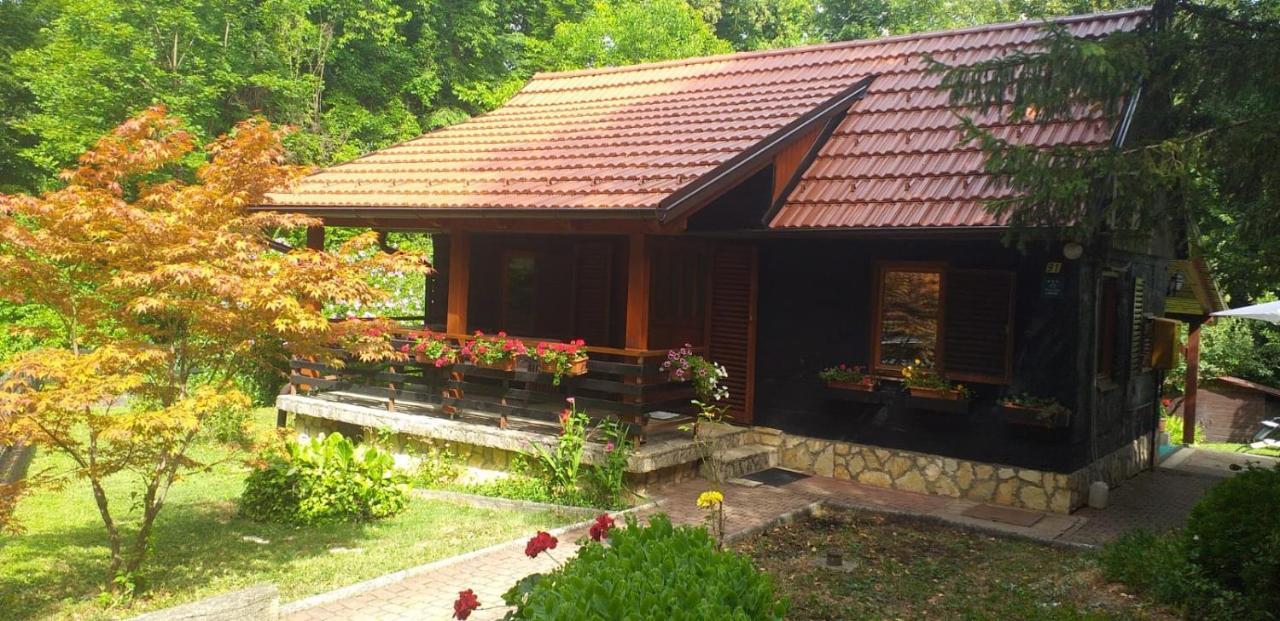 Cabin In The Woods Vukelic Stubicke Toplice Екстер'єр фото