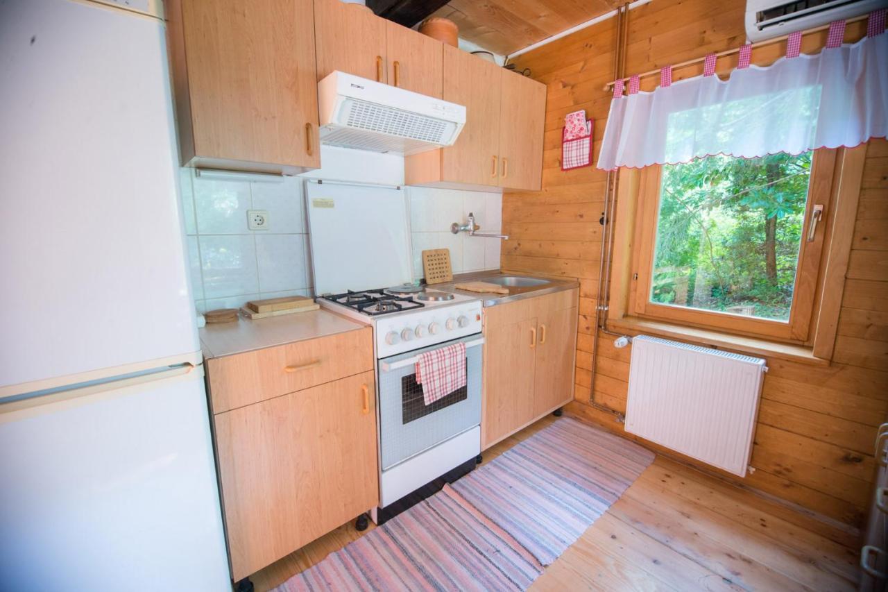 Cabin In The Woods Vukelic Stubicke Toplice Екстер'єр фото